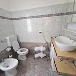 Apartamento La Fenice Grazioso In Centro Con Cortile Privato *