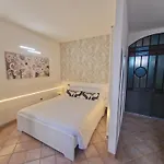 La Fenice Grazioso In Centro Con Cortile Privato * Forlì