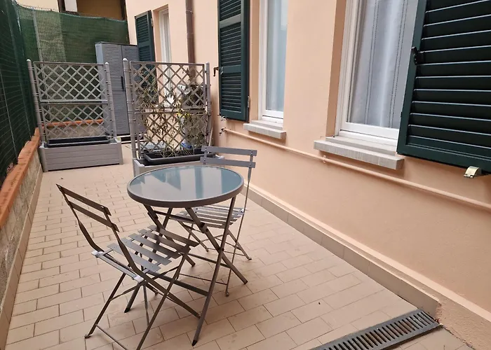 Apartamento La Fenice Grazioso In Centro Con Cortile Privato