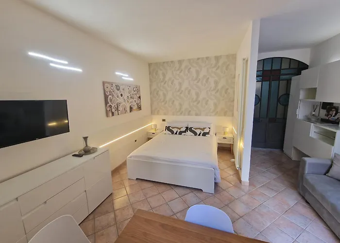 Apartamento La Fenice Grazioso In Centro Con Cortile Privato Forlì